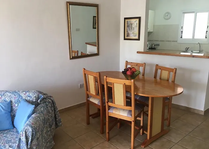 Apartment Paradise Gardens Paphos